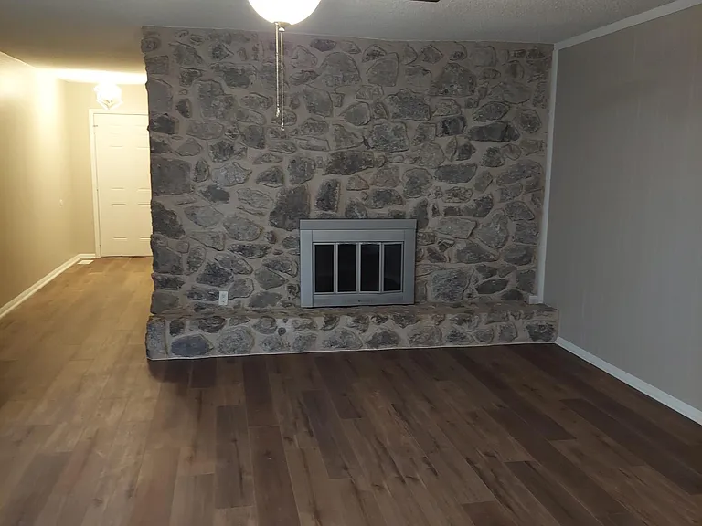 7515 S 68th East Pl — Photo 6