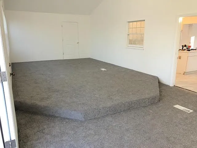 1315 Kingsbury Rd — Photo 9