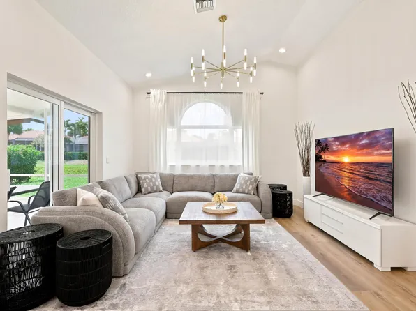 5212 Bodega Place, Delray Beach, FL 33484