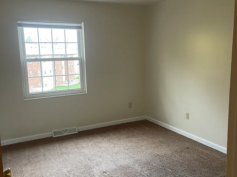 Colonial Estates — Photo 26