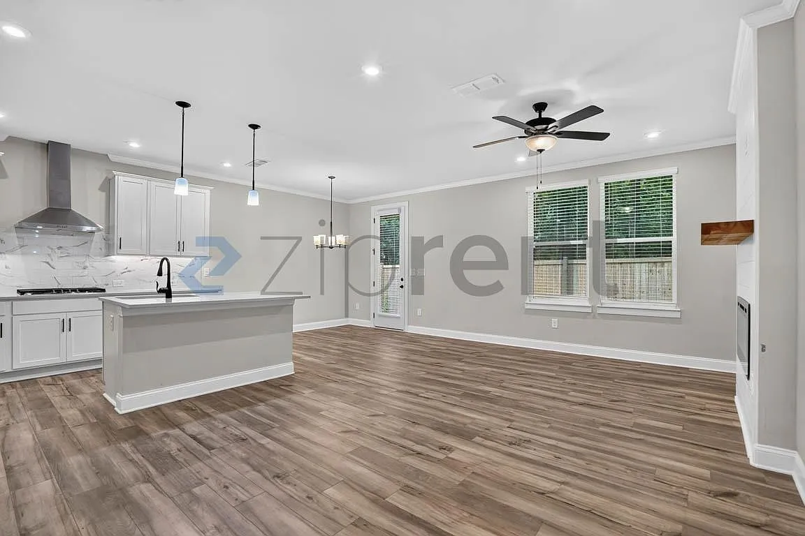 3 bed, 2.5 bath, 1817 sqft, $2,750 — Photo 4