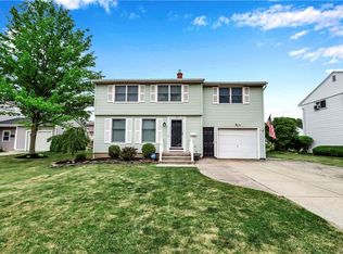 56 Tomcyn Dr, Amherst, NY 14221