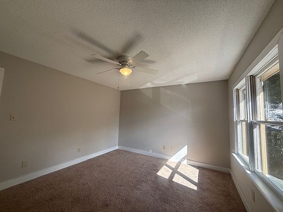 2nd image of 118 Chatham Woods Dr