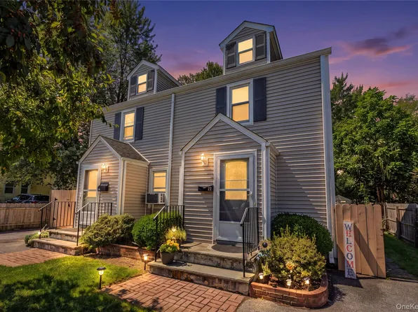 20-22 Henry Street, Kings Park, NY 11754