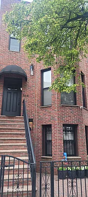 366 52nd Street #2