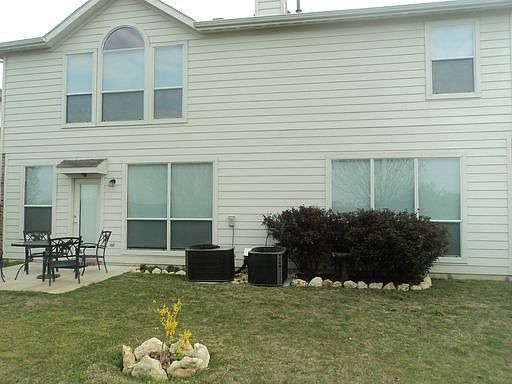 3rd image of 2529 Carolina Dr