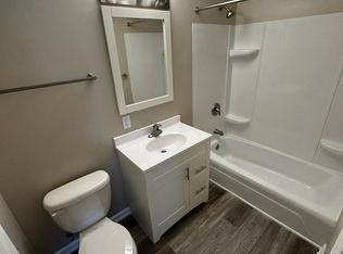 645 Green Bay S #19, Racine, WI 53406