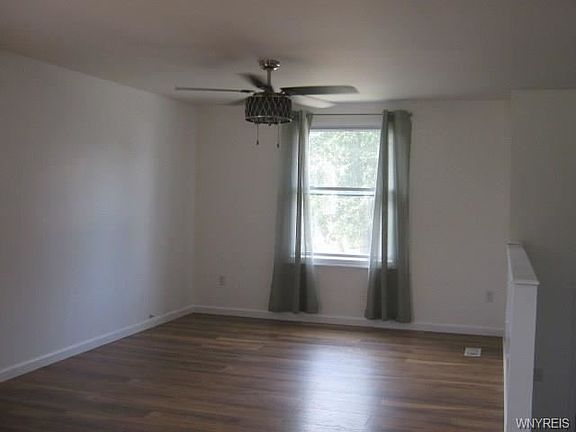 4th image of 41 Woodgate Dr