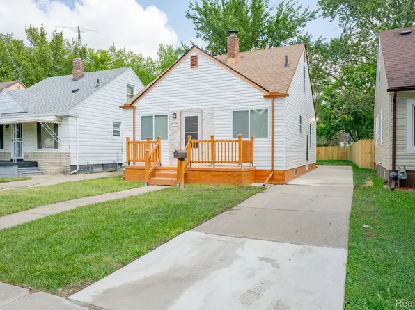 8068 Patton St, Detroit, MI 48228