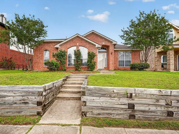 830 Orian Dr, Mesquite, TX 75181