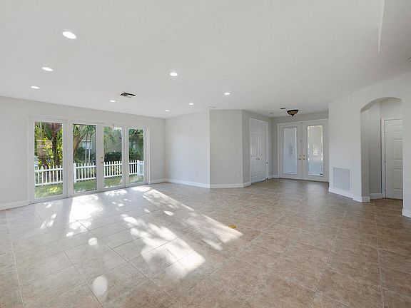 5th image of 2220 Balsan Way