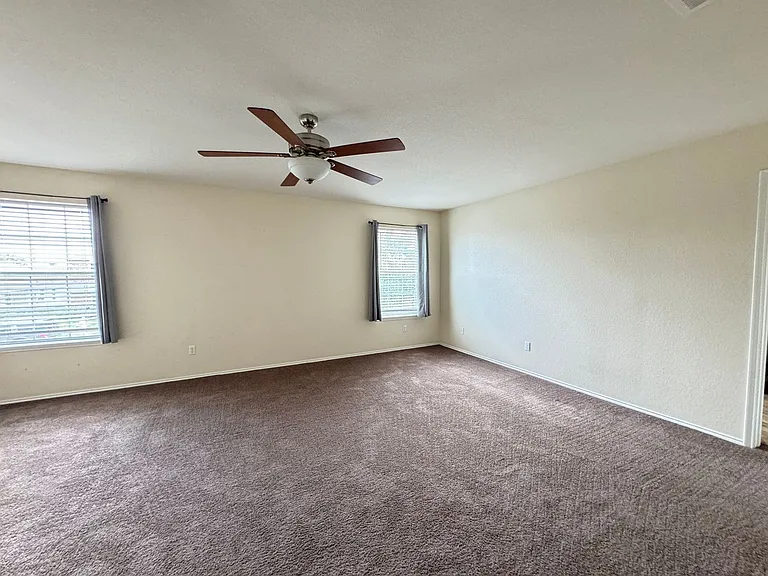 813 Draco Dr — Photo 11