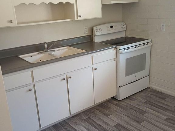 2nd image of 7232 E Belleview St APT 3