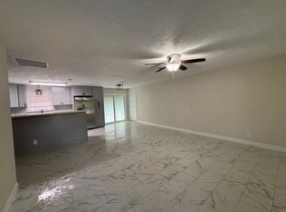 445 Dallas St, China, TX 77613