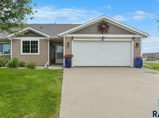 1129 N Springfield Pl, Sioux Falls, SD 57107