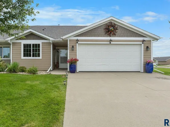 1129 N Springfield Pl, Sioux Falls, SD 57107