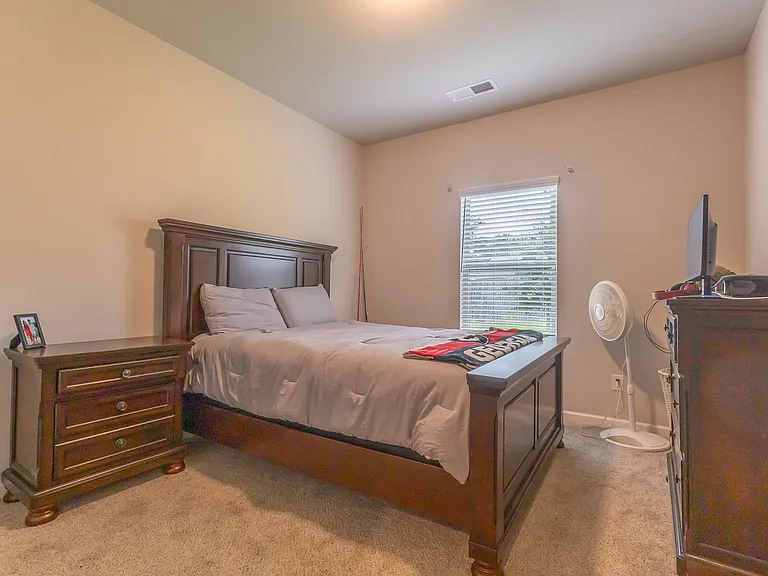 202 Warhawk Dr — Photo 16