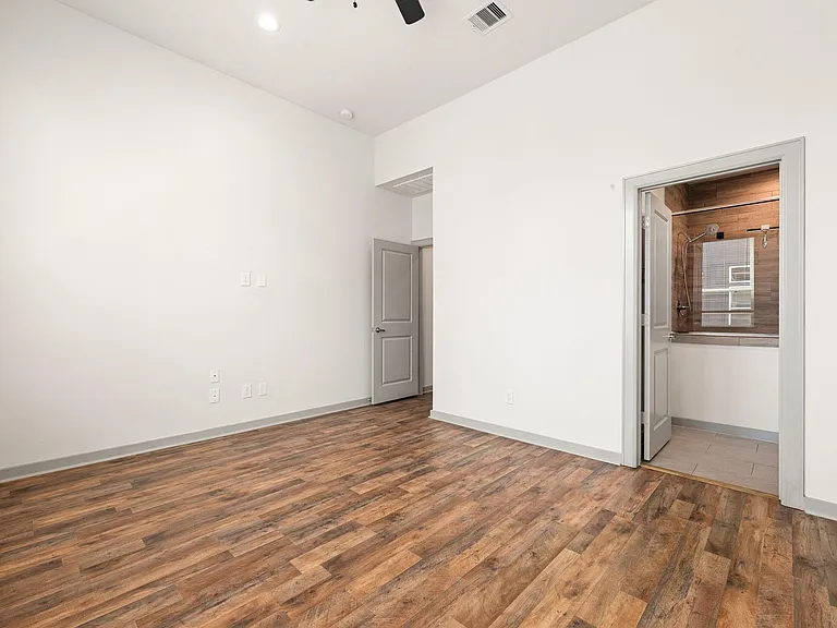 725 N Emile St — Photo 19