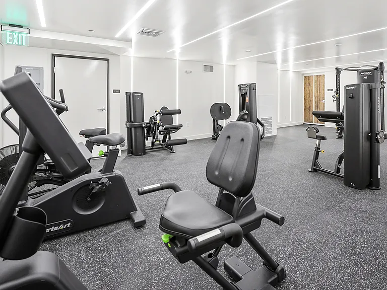 Full-Body Fitness Center