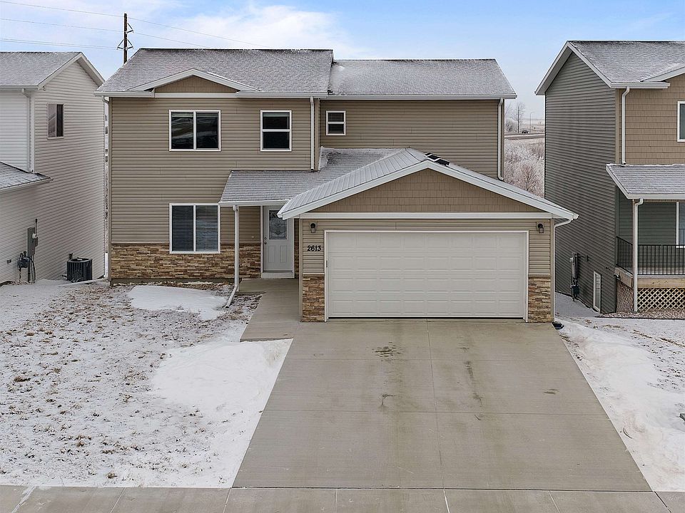 1st image of 2613 Granite Dr NW