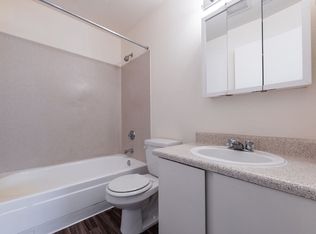 Crestview West, Federal Way, WA 98003