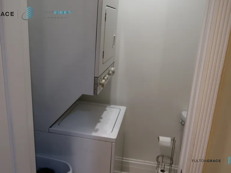 1361 N Ashland Ave #1D — Photo 2