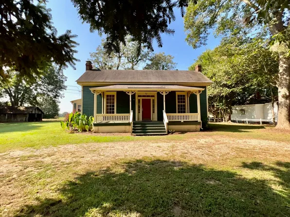 151 E Main St, Rutledge, GA 30663