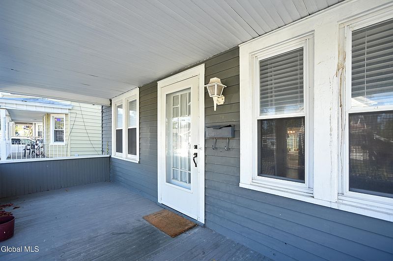 2nd image of 1470 Nott Street
