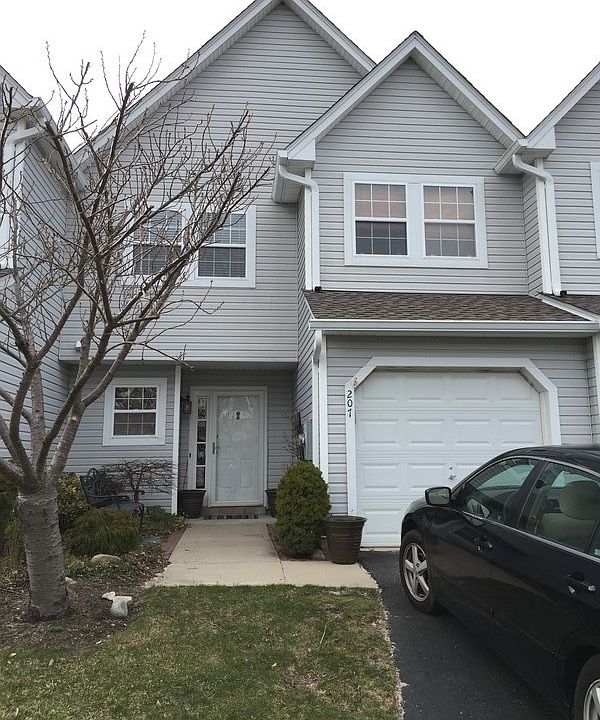 1st image of 207 Erik Dr