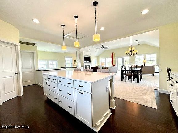 3rd image of 112 Duck Ridge Village Court