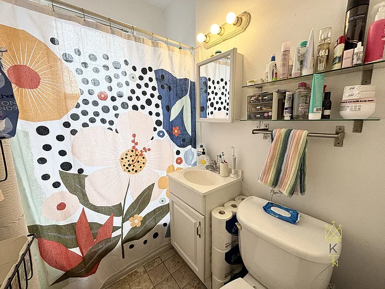 84 Sutherland Rd #11 — Photo 8