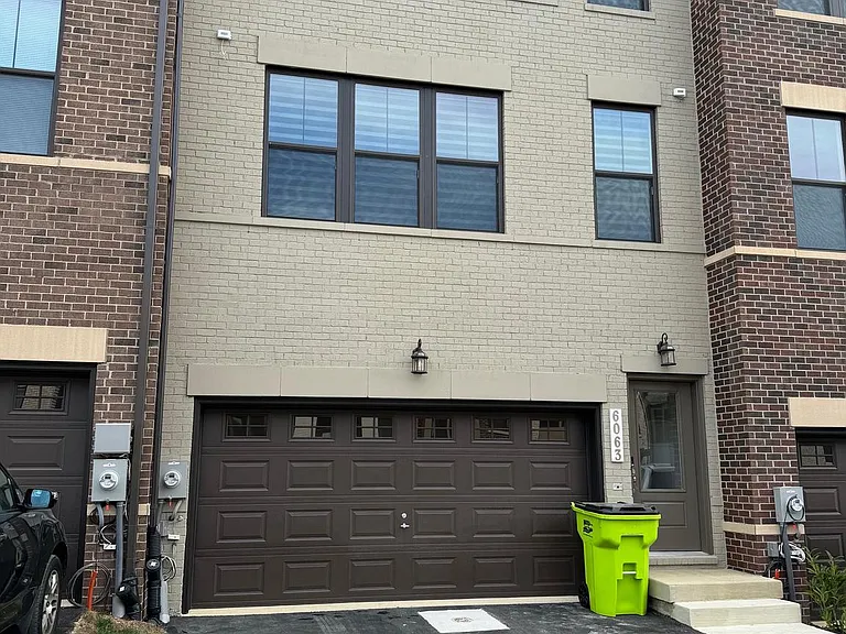 6063 Soho Way — Photo 2