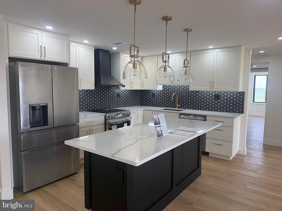 1st image of 11205 Valley Forge Cir #1205