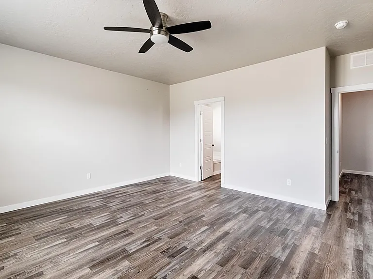 1935 W Heavy Timber Dr — Photo 22