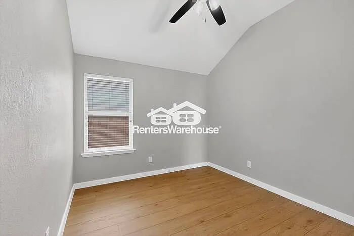 7301 Fossil Lake Dr — Photo 26