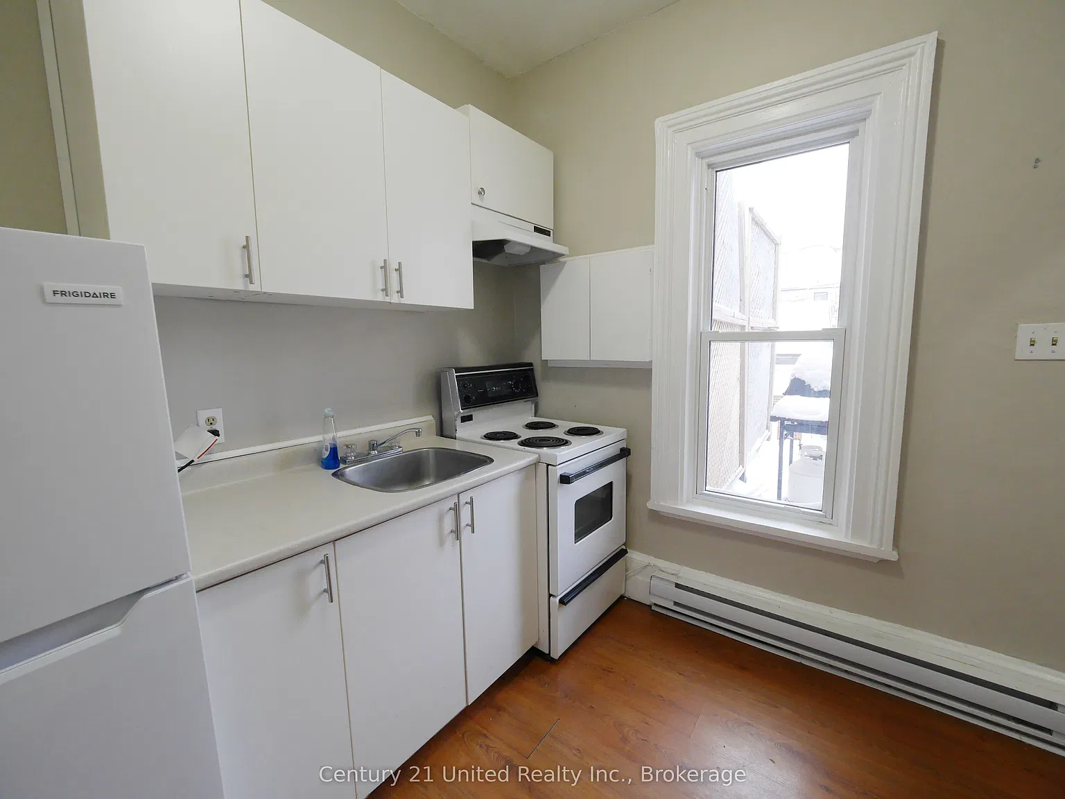 1 bed, $1,295 — Photo 4