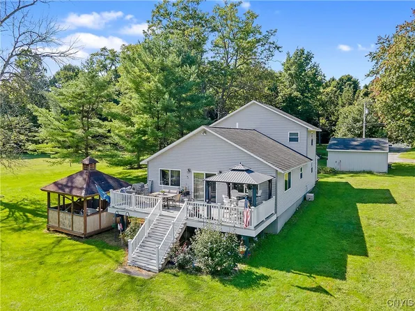 8044 Mills Rd, Baldwinsville, NY 13027