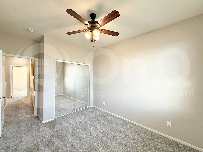 5310 E Hilton Ave — Photo 22