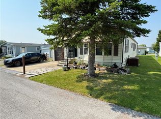 38 Foster Ridge Dr, Hamburg, NY 14075