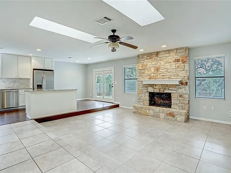 9822 Timber Ridge Pass — Photo 3