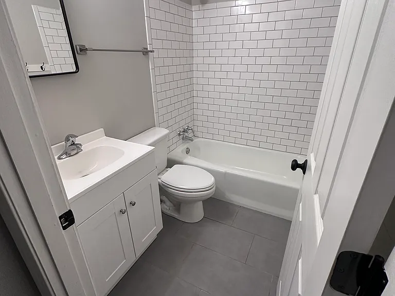 146 Kentucky Cir #A — Photo 13