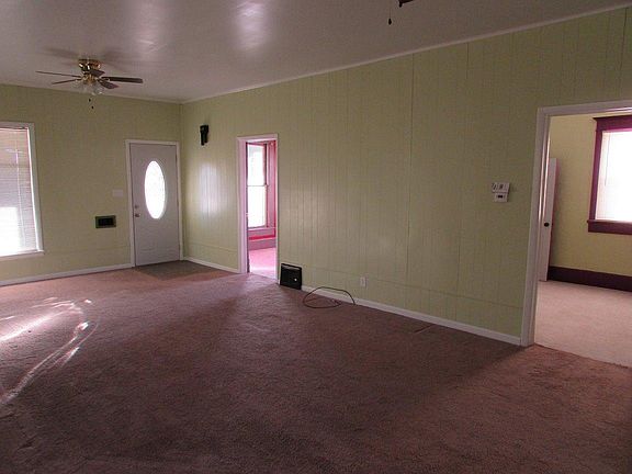 3rd image of 503 W Waverly St