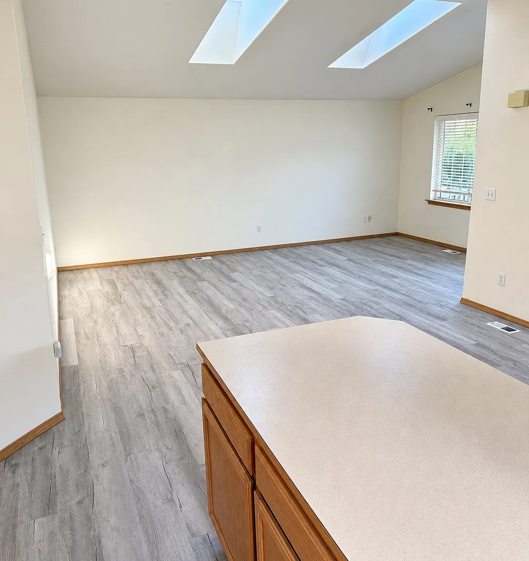 3 bed, 1220 sqft, $2,750 — Photo 4