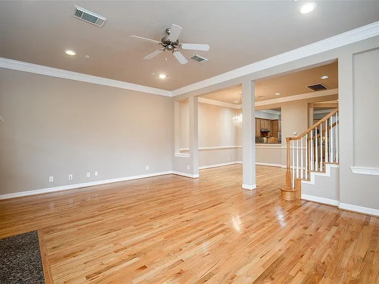 2906 Royal Oaks Crst — Photo 16