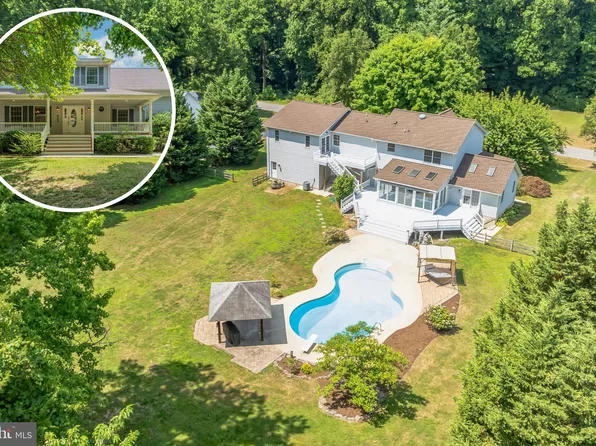7035 Decoy Dr, Owings, MD 20736