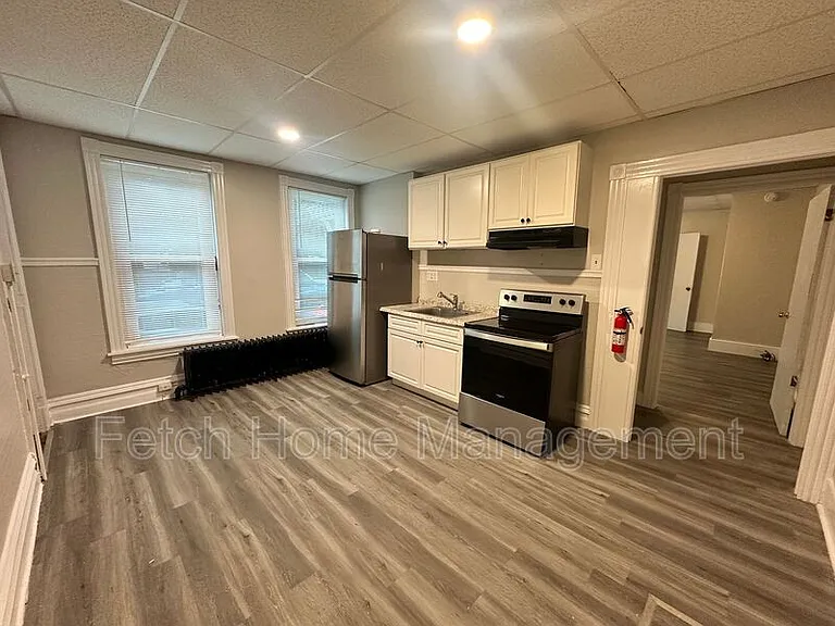 832 N 5th St #1 — Photo 17