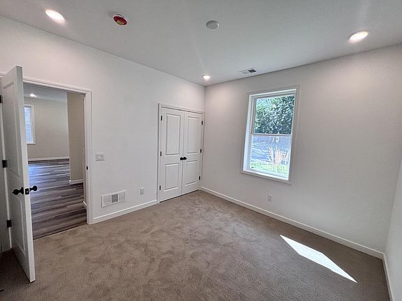 4th image of 1317 M St NE