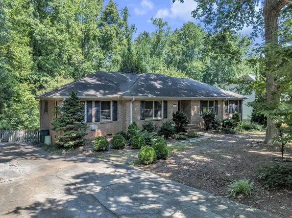 222 Hunters Woods Dr, Simpsonville, SC 29680