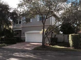 1610 Seagrape Way, Hollywood, FL 33019