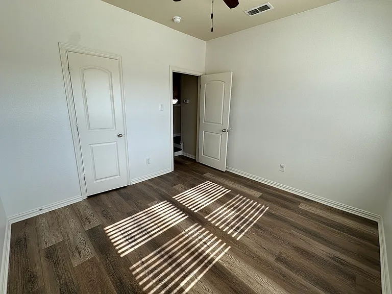 4618 Ladyfern Way #4618 — Photo 41